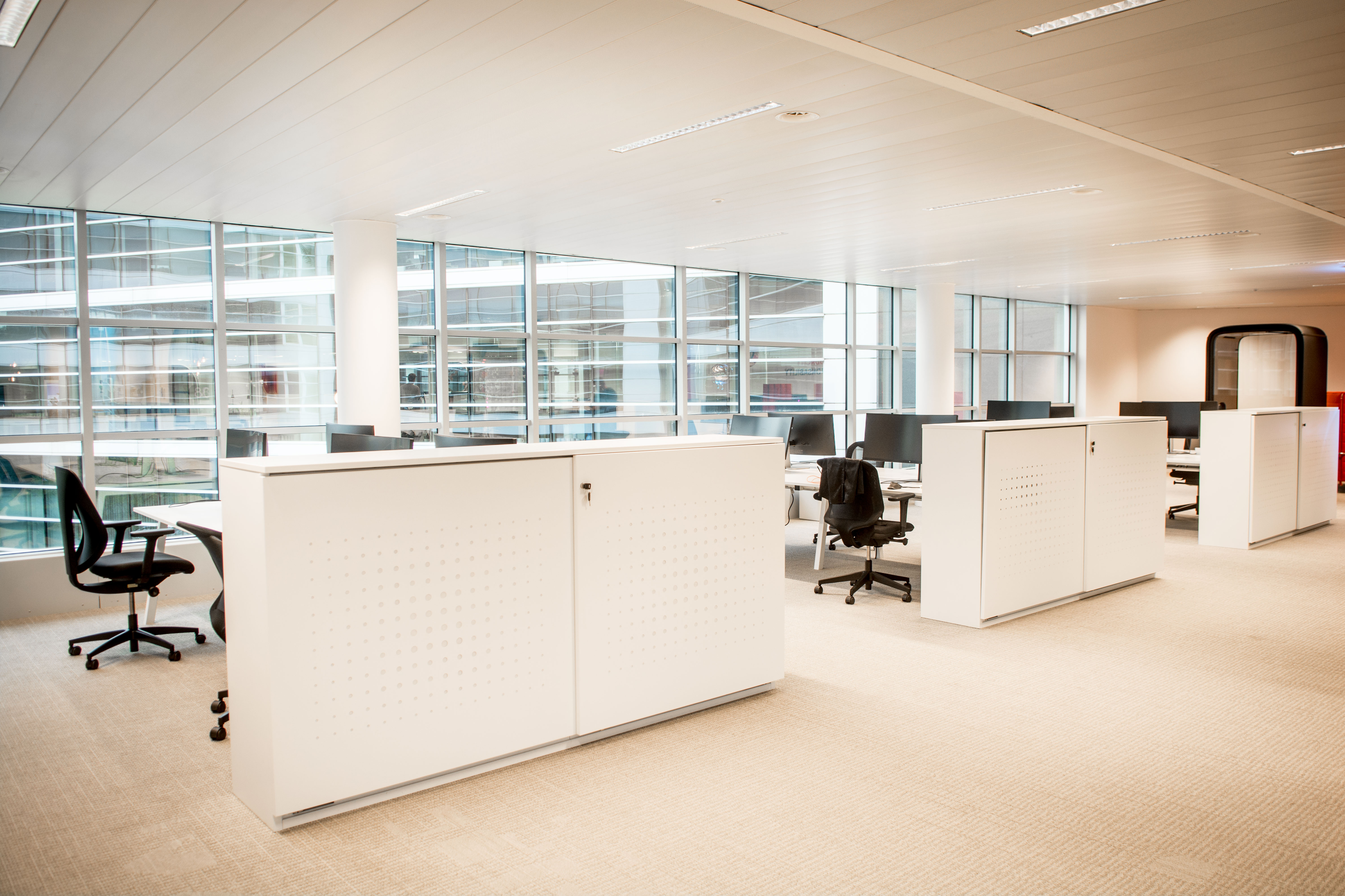RMB 5 Offices - Open Space