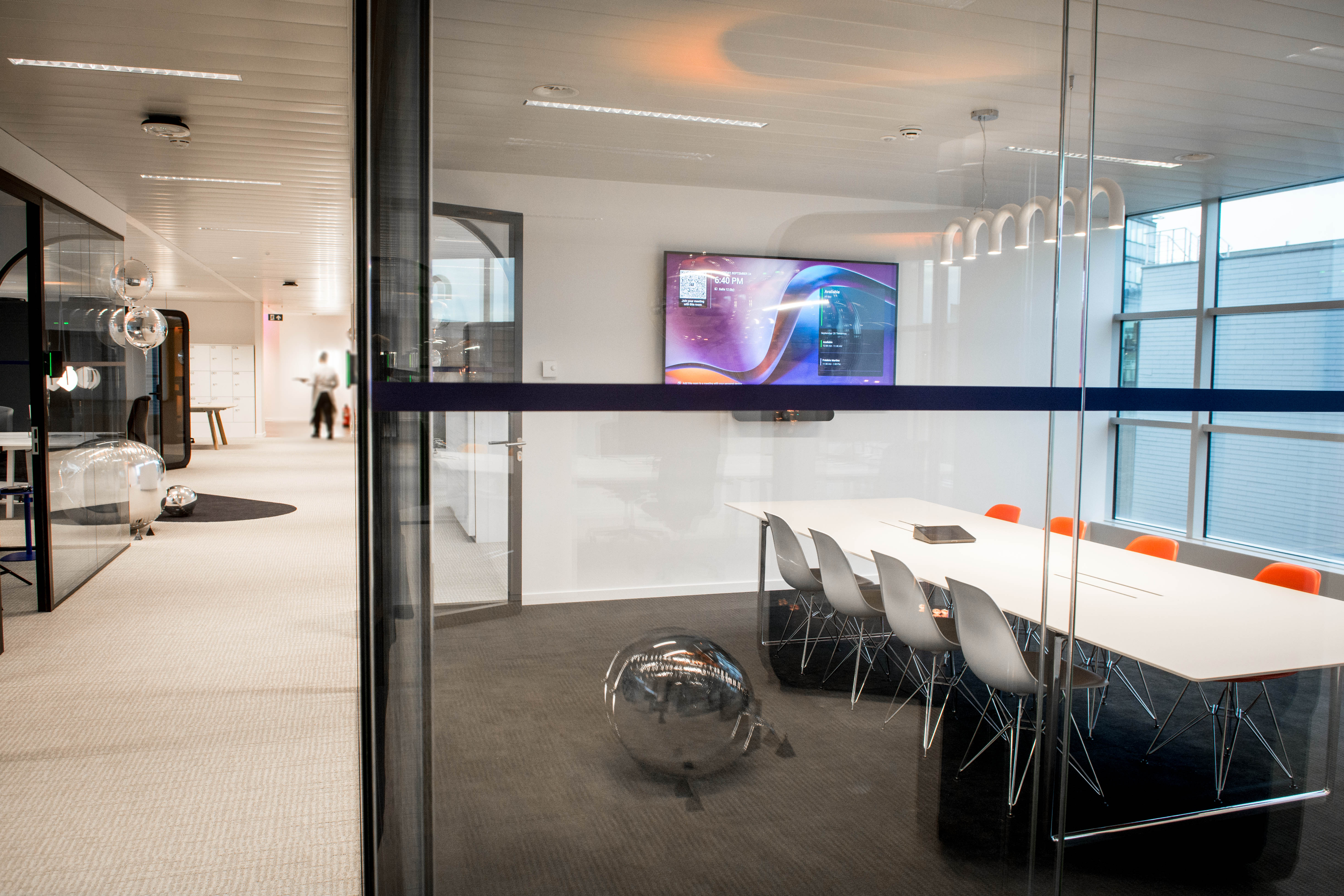 RMB Offices 9 - Meeting