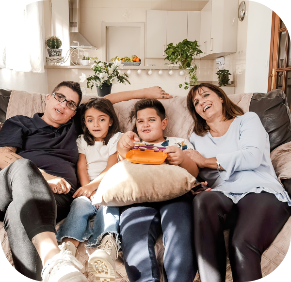 Télévision TV en famille format carré